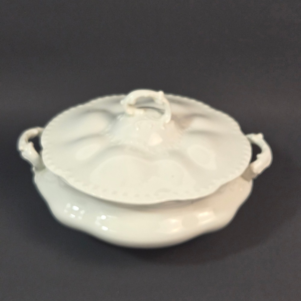 Antique Johnson Bros England White Ironstone Soup Tureen Covered Serving Dish